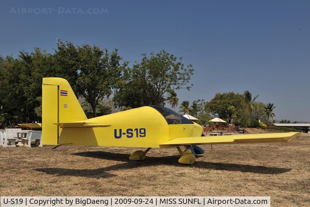 U-S19, Sonex Sport Trainer C/N 940, Sonex ultralight at Miss Sunflower Flying Club, Lopburi, THAILAND