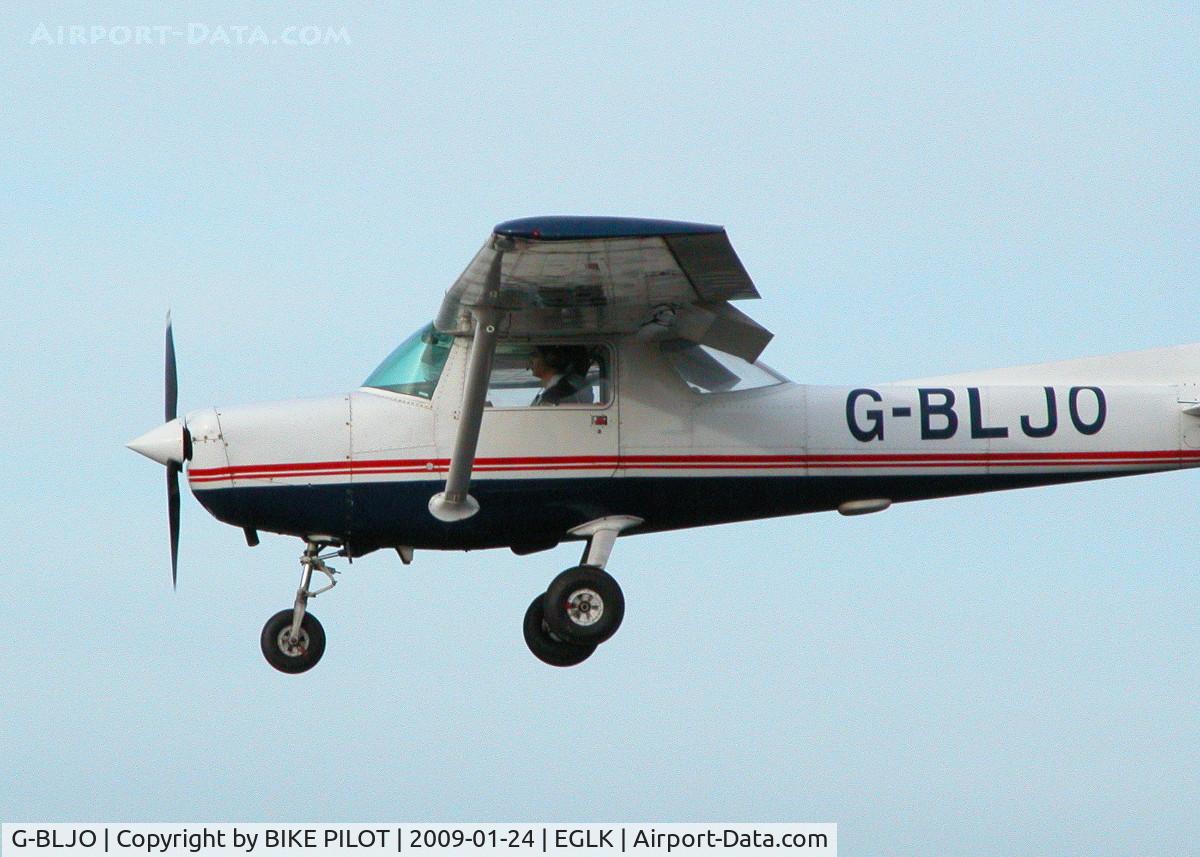 G-BLJO, 1979 Reims F152 C/N 1627, FINALS FOR RWY 25