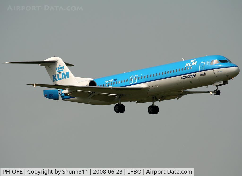 PH-OFE, 1989 Fokker 100 (F-28-0100) C/N 11260, Landing rwy 14R
