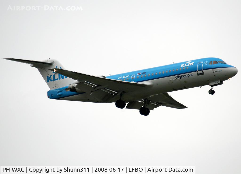 PH-WXC, 1996 Fokker 70 (F-28-0070) C/N 11574, Landing rwy 14R