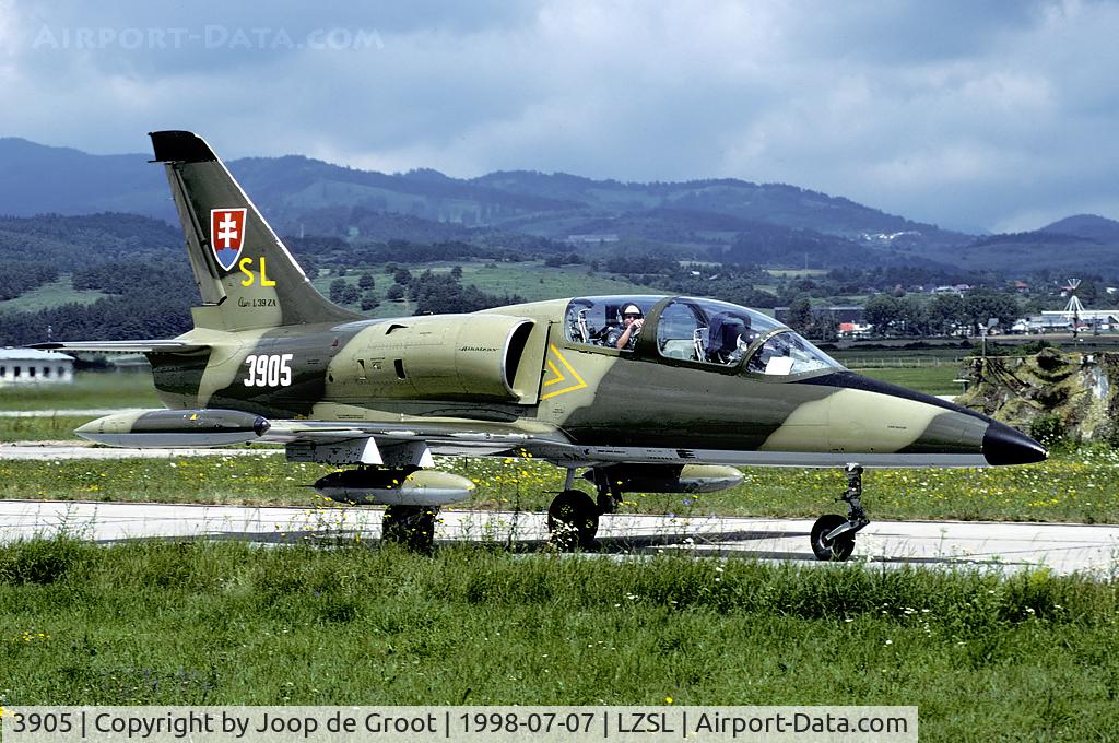 3905, Aero L-39ZA Albatros C/N 633905, This aircraft was w/o in 9-2000