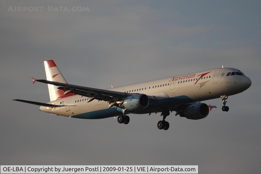 OE-LBA, 1995 Airbus A321-111 C/N 552, Airbus A321-111