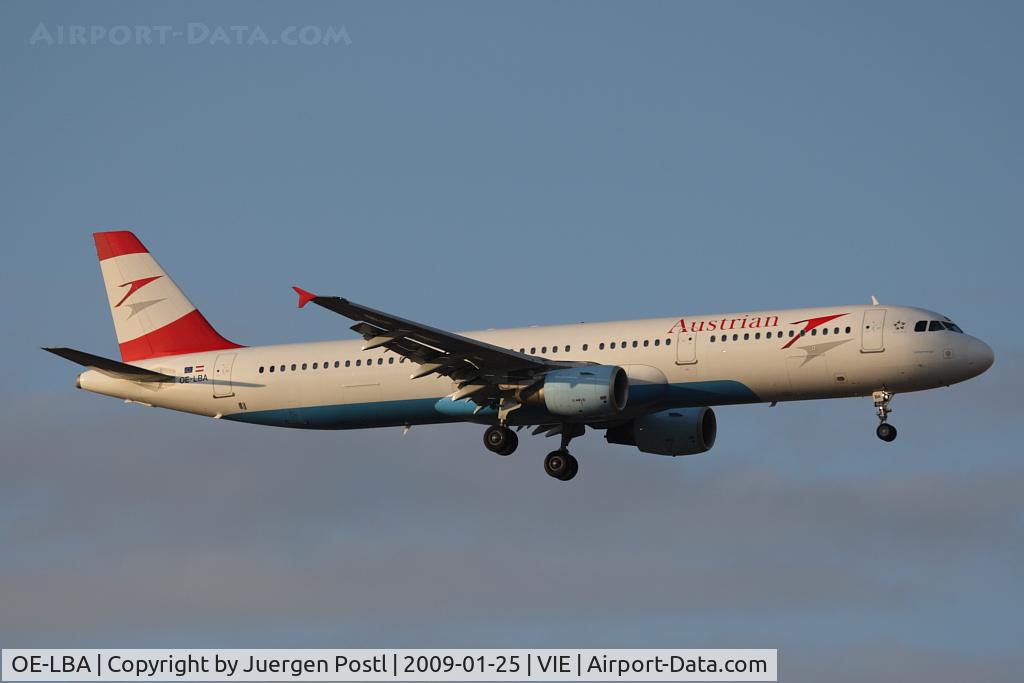 OE-LBA, 1995 Airbus A321-111 C/N 552, Airbus A321-111