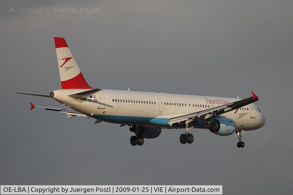 OE-LBA, 1995 Airbus A321-111 C/N 552, Airbus A321-111