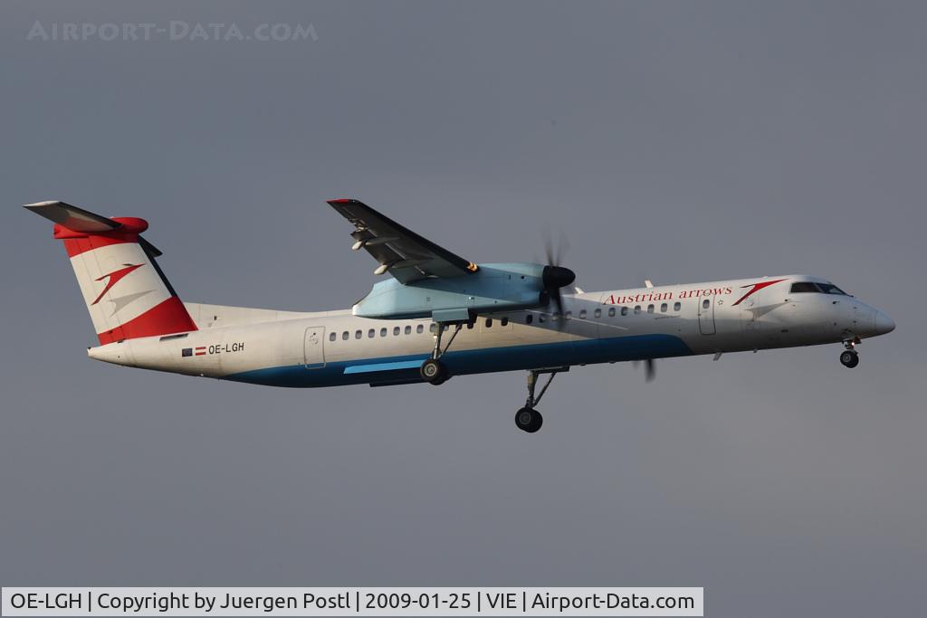 OE-LGH, 2002 De Havilland Canada DHC-8-402Q Dash 8 C/N 4075, Bombardier DHC-8-402