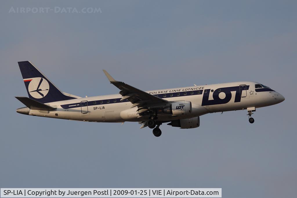 SP-LIA, 2006 Embraer 175STD (ERJ-170-200STD) C/N 17000125, Embraer 175SD