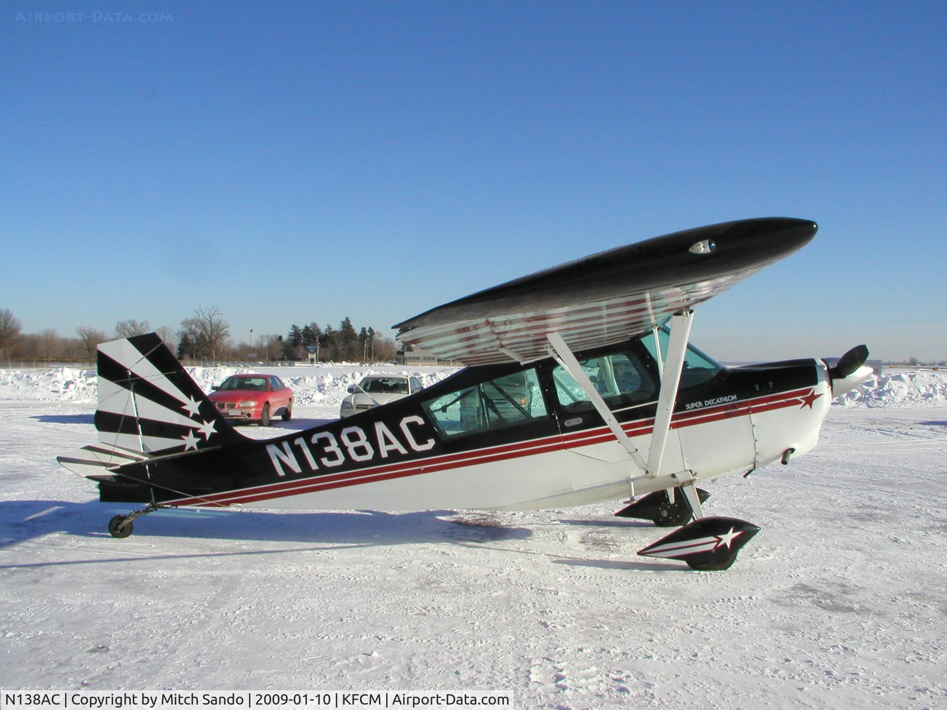 N138AC, 1992 American Champion 8KCAB Super Decathlon C/N 677-92, Parked on the ramp at Thunderbird.