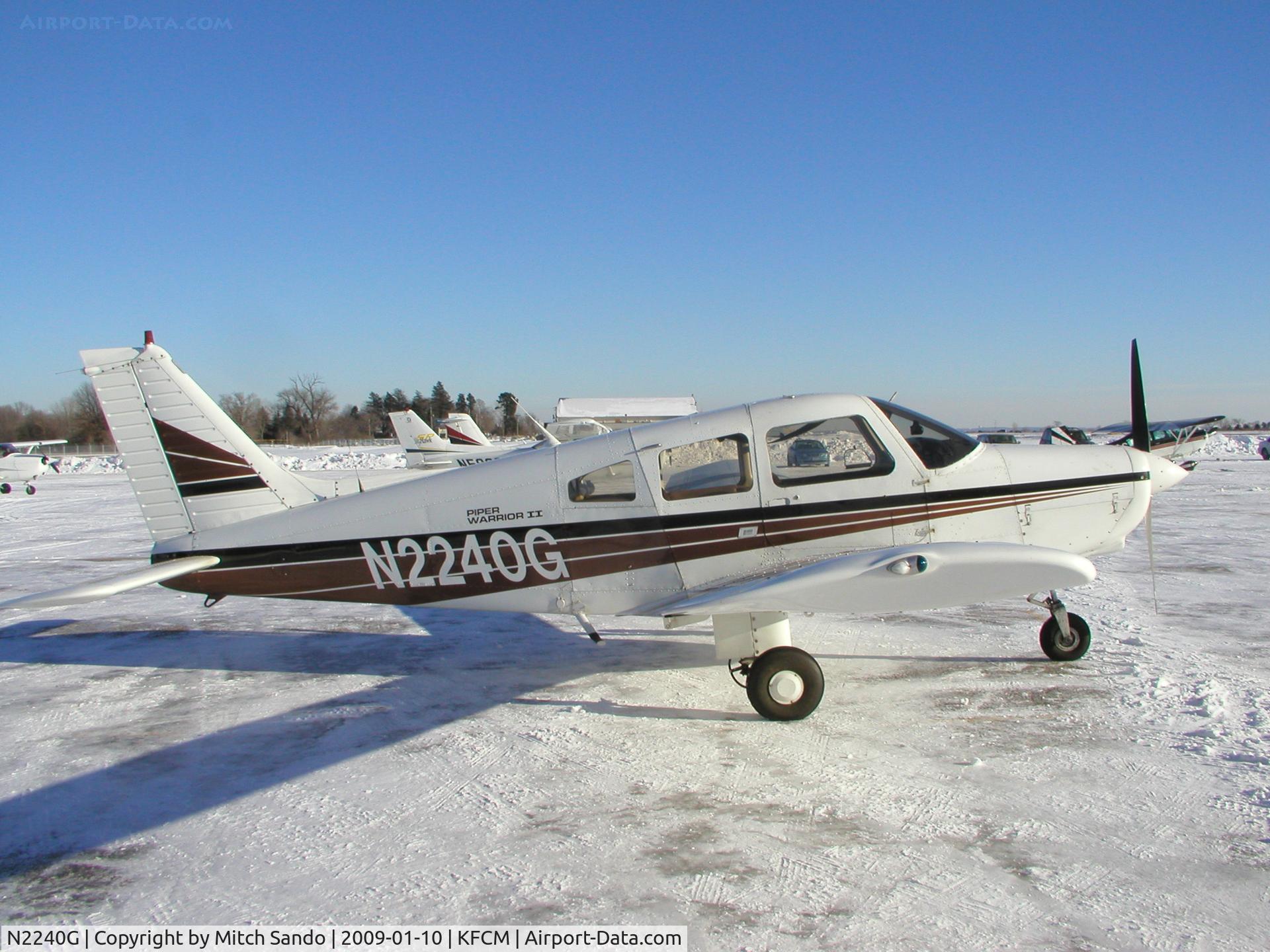 N2240G, 1978 Piper PA-28-161 C/N 28-7916217, Parked on the ramp at Thunderbird.