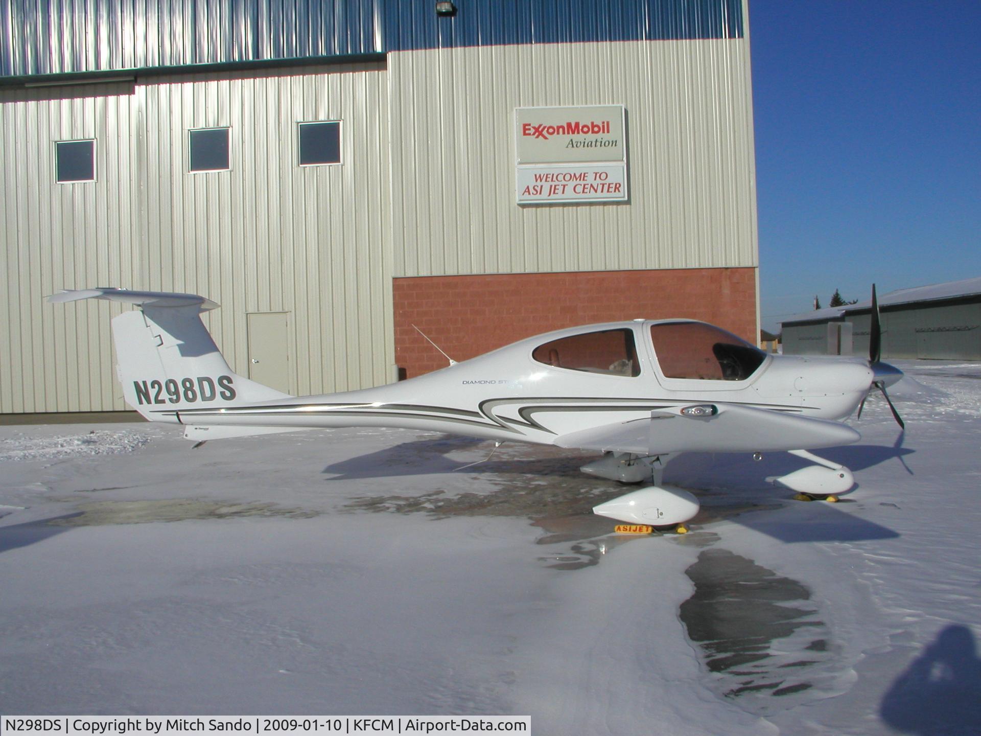 N298DS, 2008 Diamond DA-40 Diamond Star C/N 40.898, Parked on the ramp at ASI.