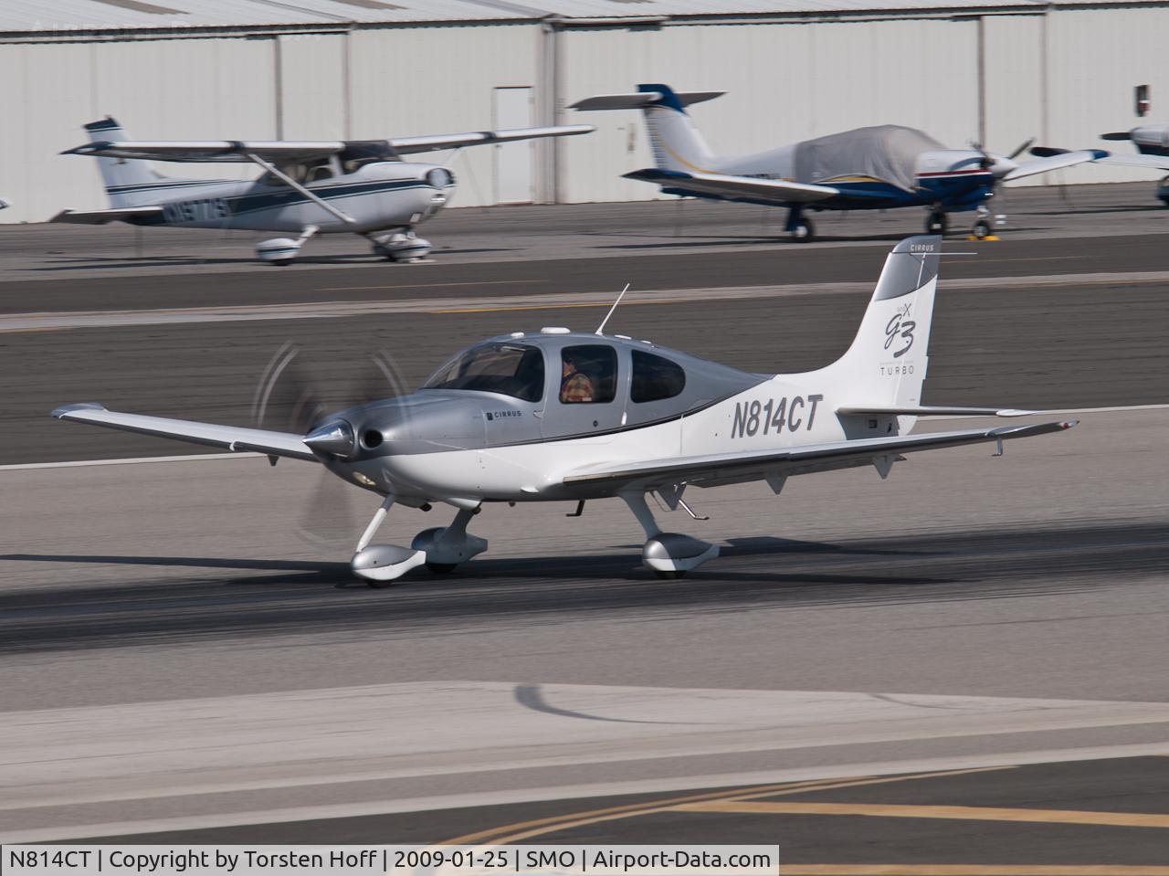 N814CT, 2008 Cirrus SR22 G3 X C/N 2918, N814CT departing from RWY 21