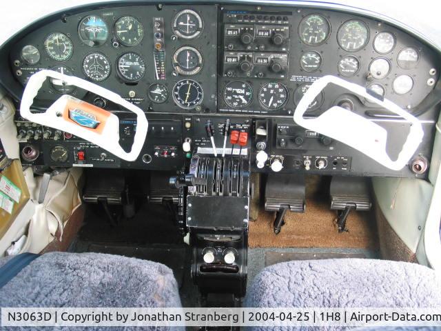 N3063D, 1956 Cessna 310 C/N 35263, N3063D INSTRUMENT PANEL SIMPLE-G1000 NAH!