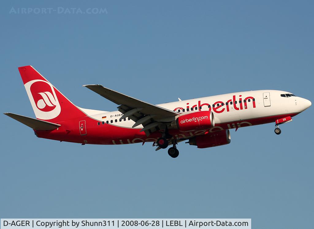 D-AGER, 1998 Boeing 737-75B C/N 28107, Landing rwy 07R