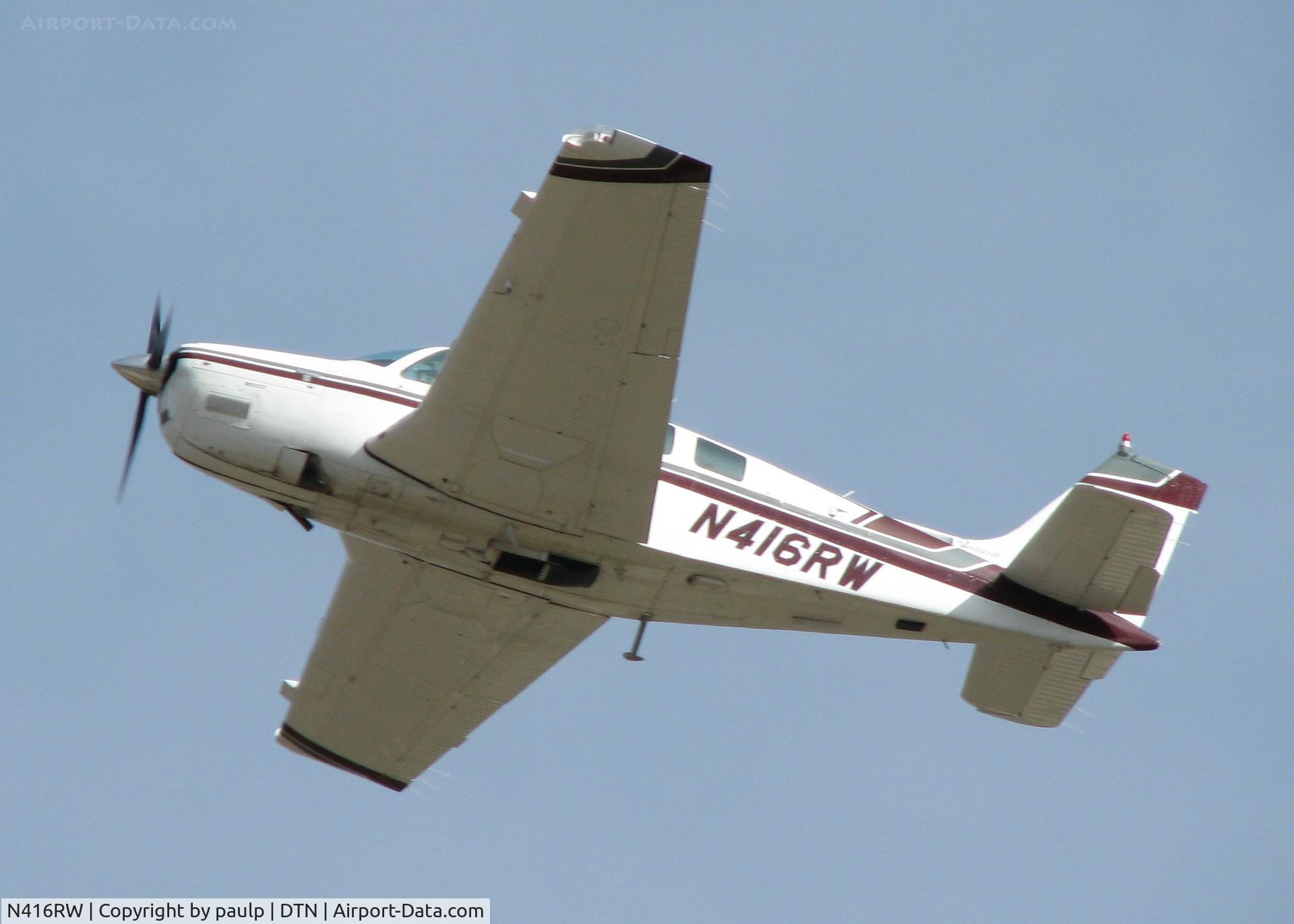 N416RW, 1984 Beech A36 Bonanza 36 C/N E-2133, Taking off from Downtown Shreveport.