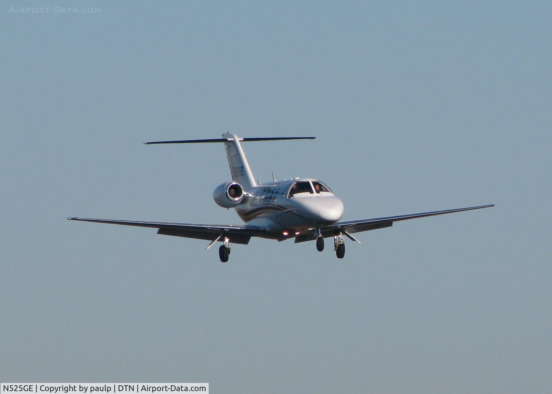 N525GE, 2008 Cessna 525 CitationJet CJ1+ C/N 525-0679, Landing at Downtown Shreveport.