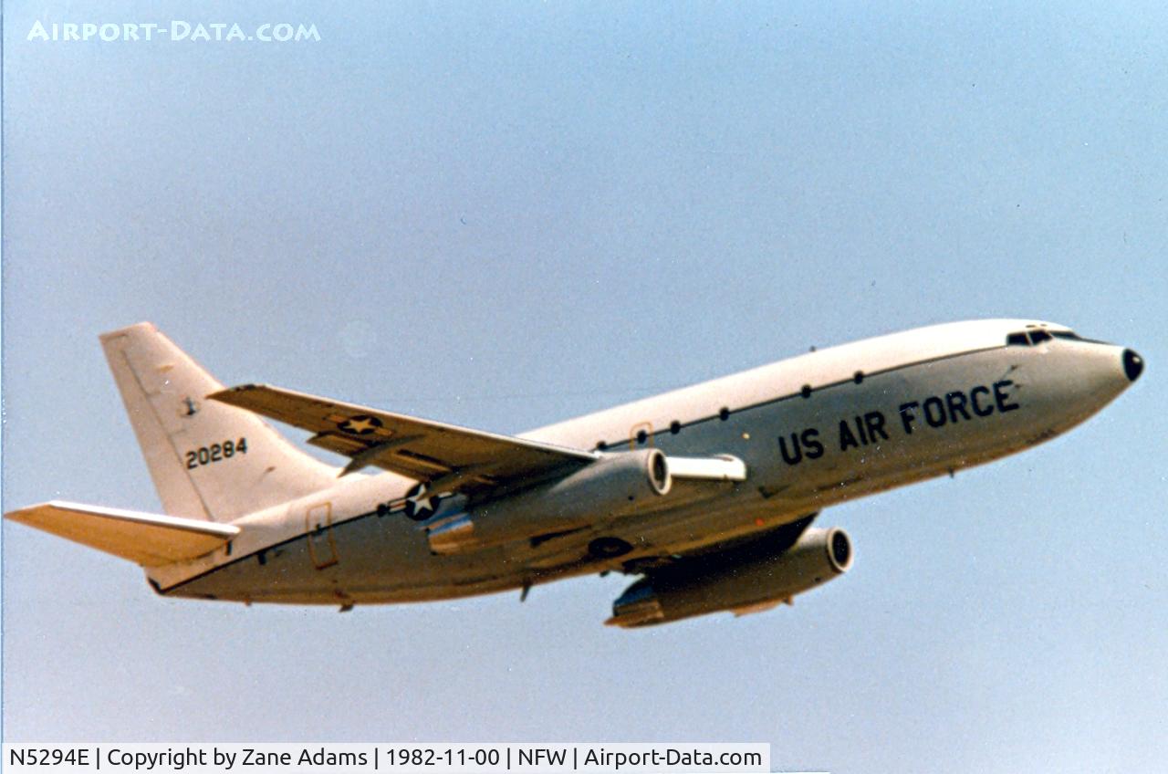 N5294E, 1974 Boeing 737-200 C/N 20691, Pictured as CT-43A 72-0284 - departing Carswell AFB Now Janet Air 737