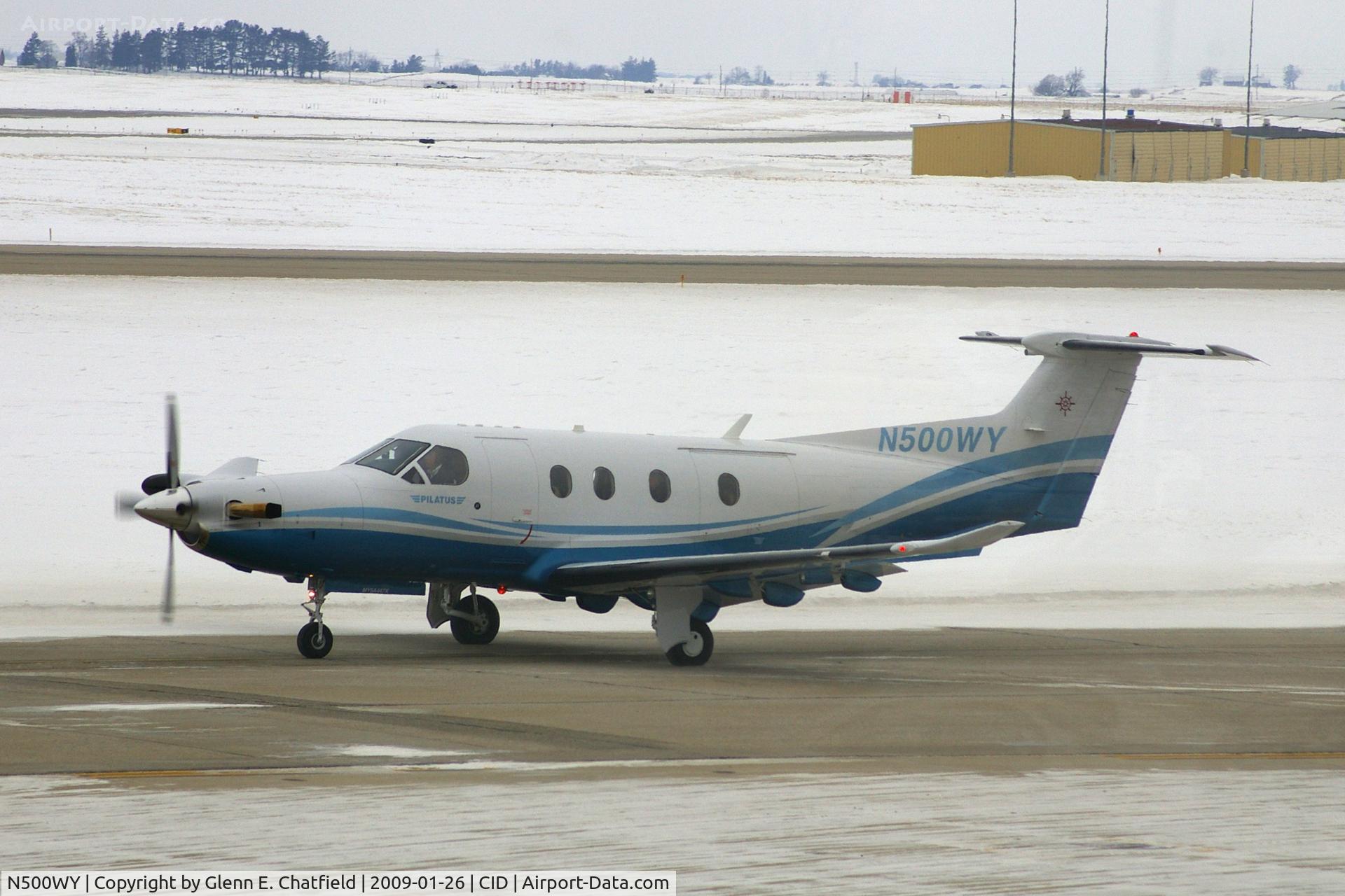 N500WY, 2006 Pilatus PC-12/47 C/N 762, Taxiing from Landmark to Runway 27 for departure