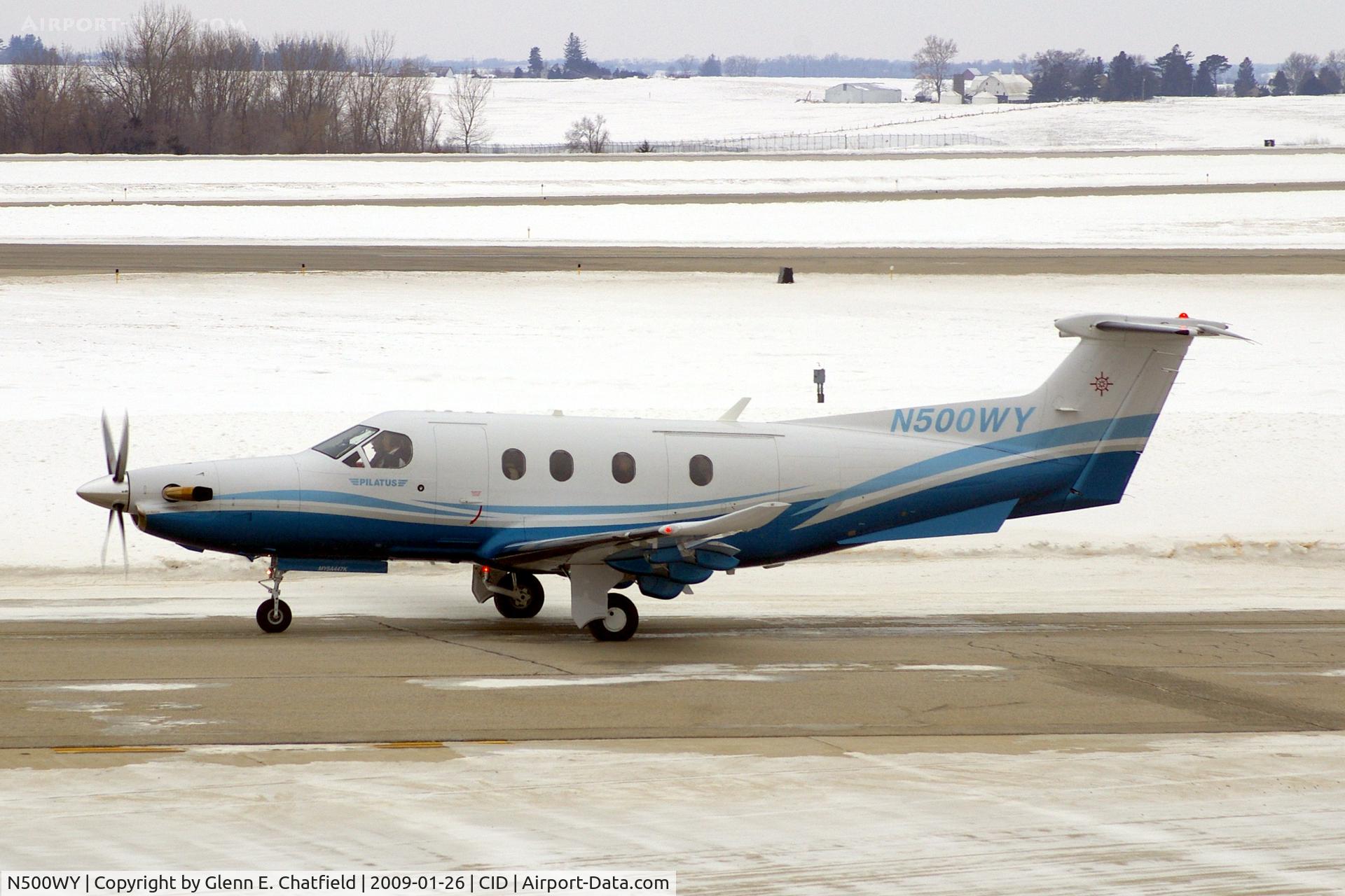 N500WY, 2006 Pilatus PC-12/47 C/N 762, Taxiing from Landmark to Runway 27 for departure