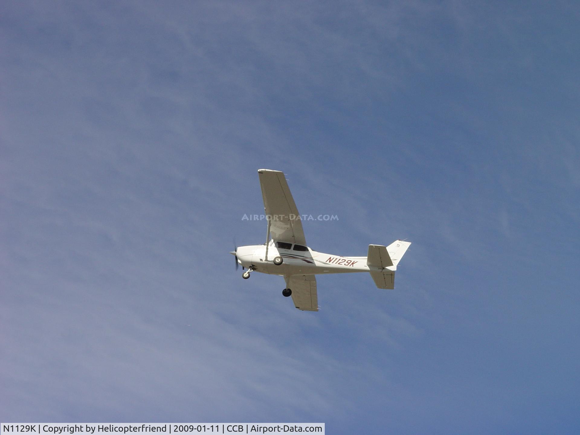 N1129K, 2006 Cessna 172S C/N 172S10315, Flying over with a sight seeing group during Cable Air Show