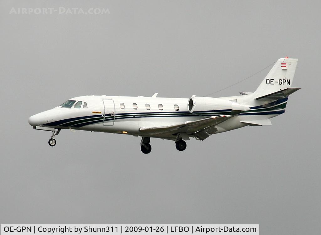 OE-GPN, 2001 Cessna 560 Citation Excel C/N 560-5169, Landing rwy 32L