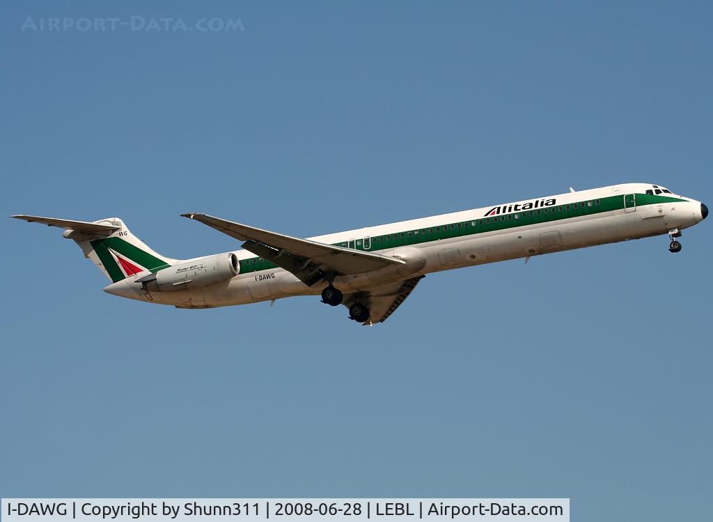 I-DAWG, 1984 McDonnell Douglas MD-82 (DC-9-82) C/N 49201, Landing rwy 07R