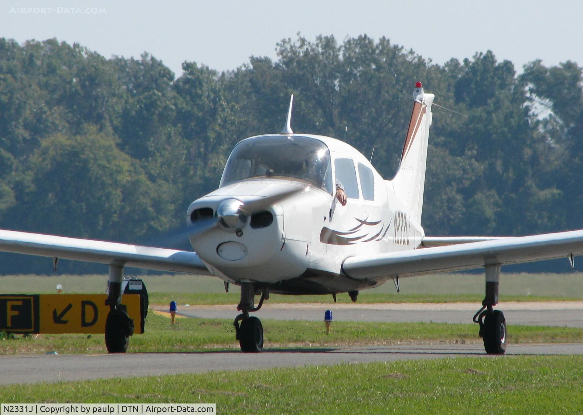 N2331J, 1963 Beech 23 C/N M-284, Taxiing at the Downtown Shreveport airport.