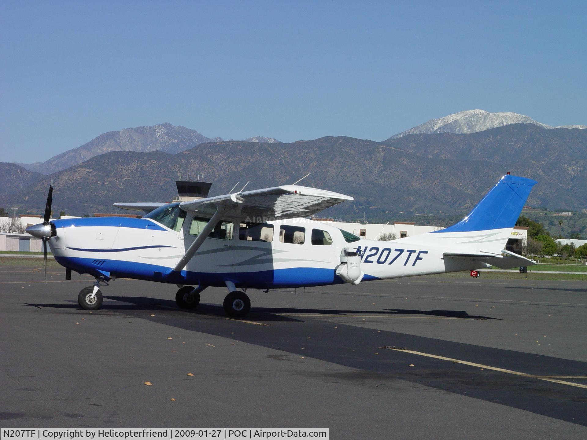N207TF, 1987 Cessna T207A C/N 20700492, Parked at Brackett