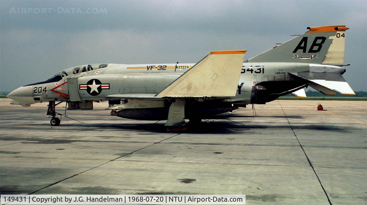 149431, McDonnell F-4B Phantom II C/N 148, F-4B at NAS Oceana VA