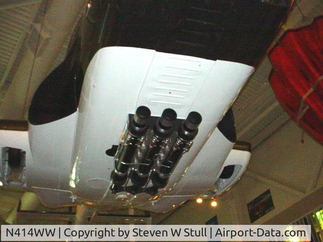 N414WW, 1980 Bell 222 C/N 47042, Airwolfs ADF pod rocket launcher