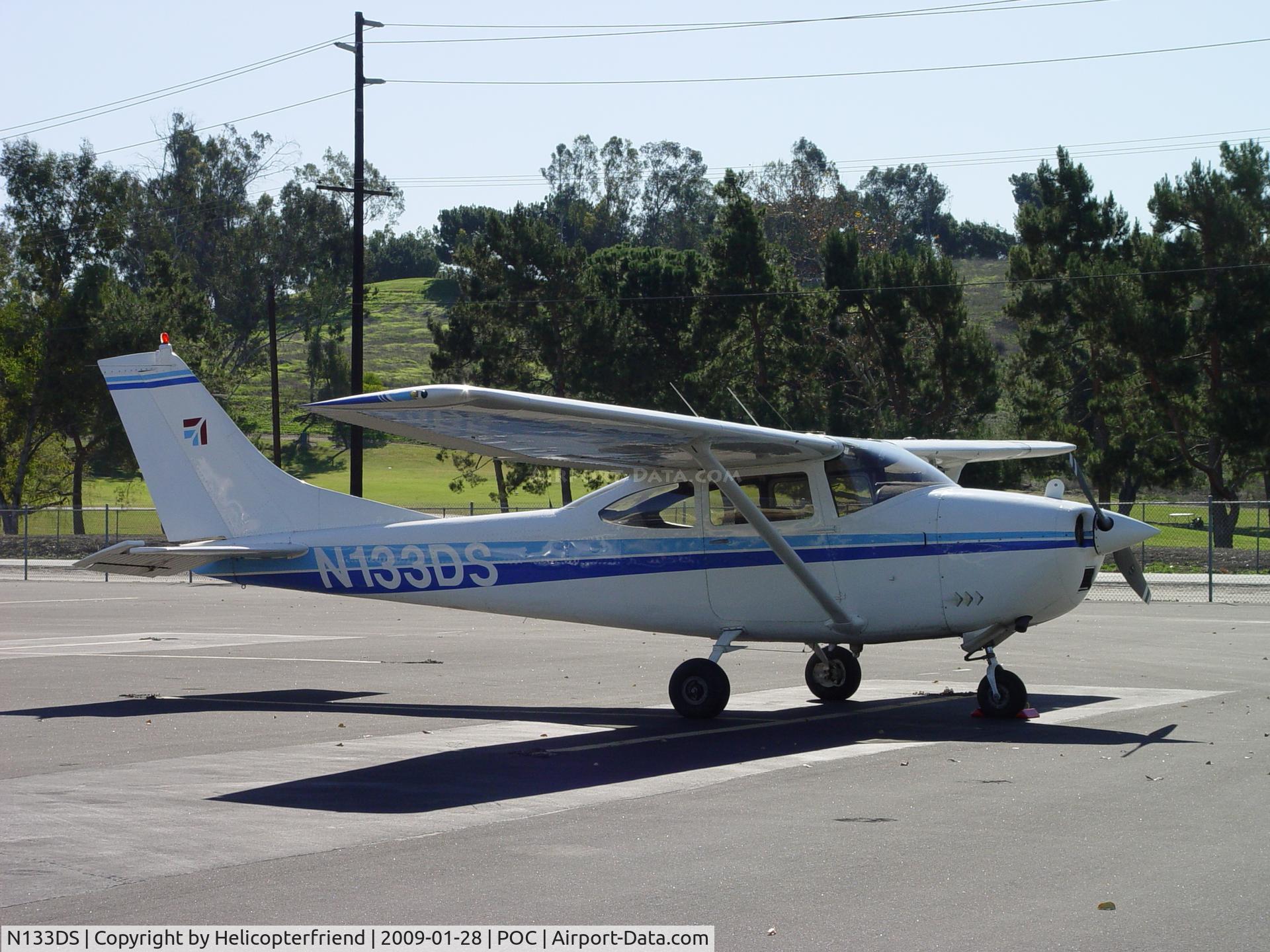 N133DS, 1965 Cessna 182J Skylane C/N 18256837, Waiting for pilot while parked in Transient Parking at Brackett