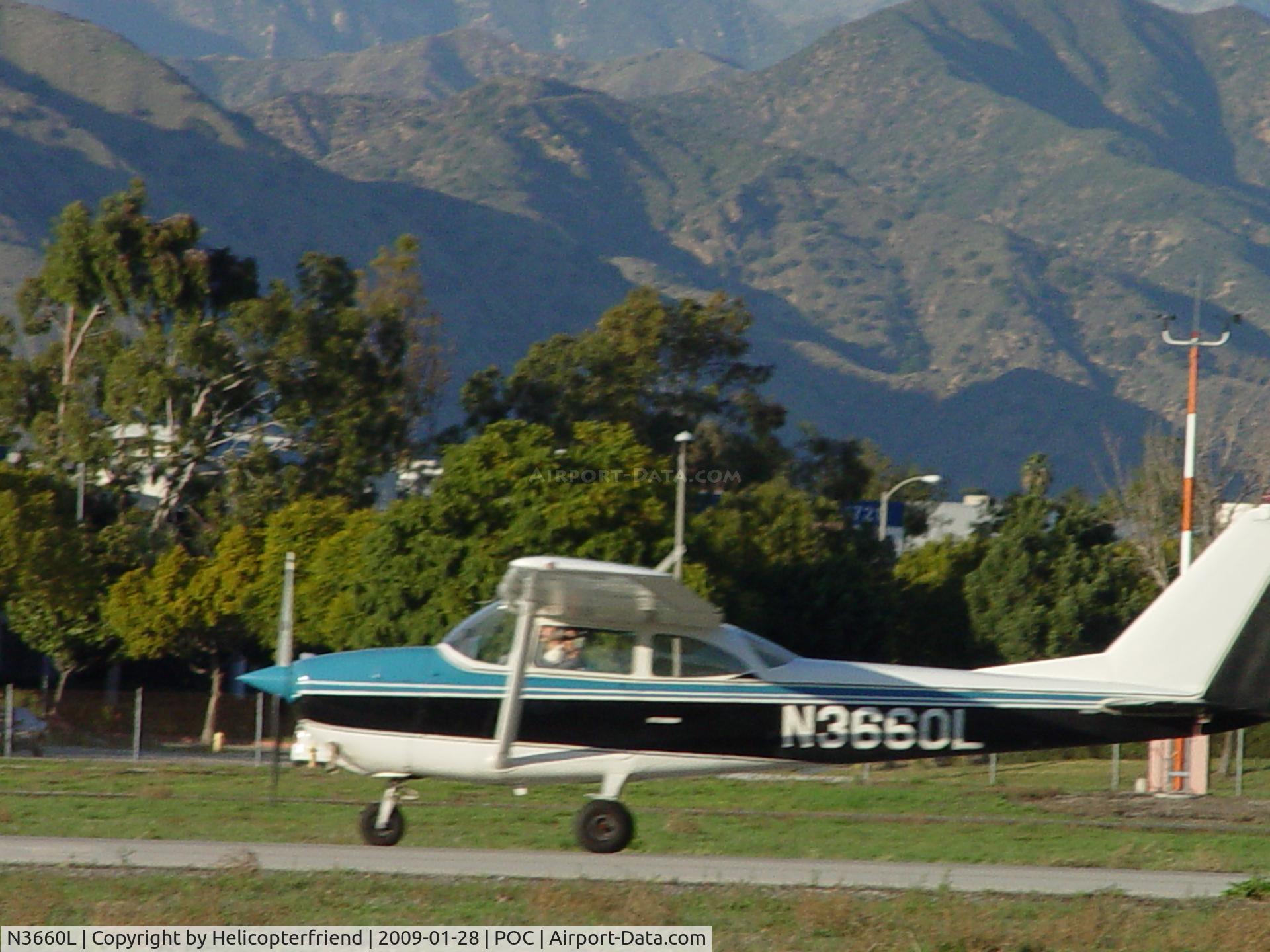 N3660L, 1965 Cessna 172G C/N 17253829, Landing at Brackett