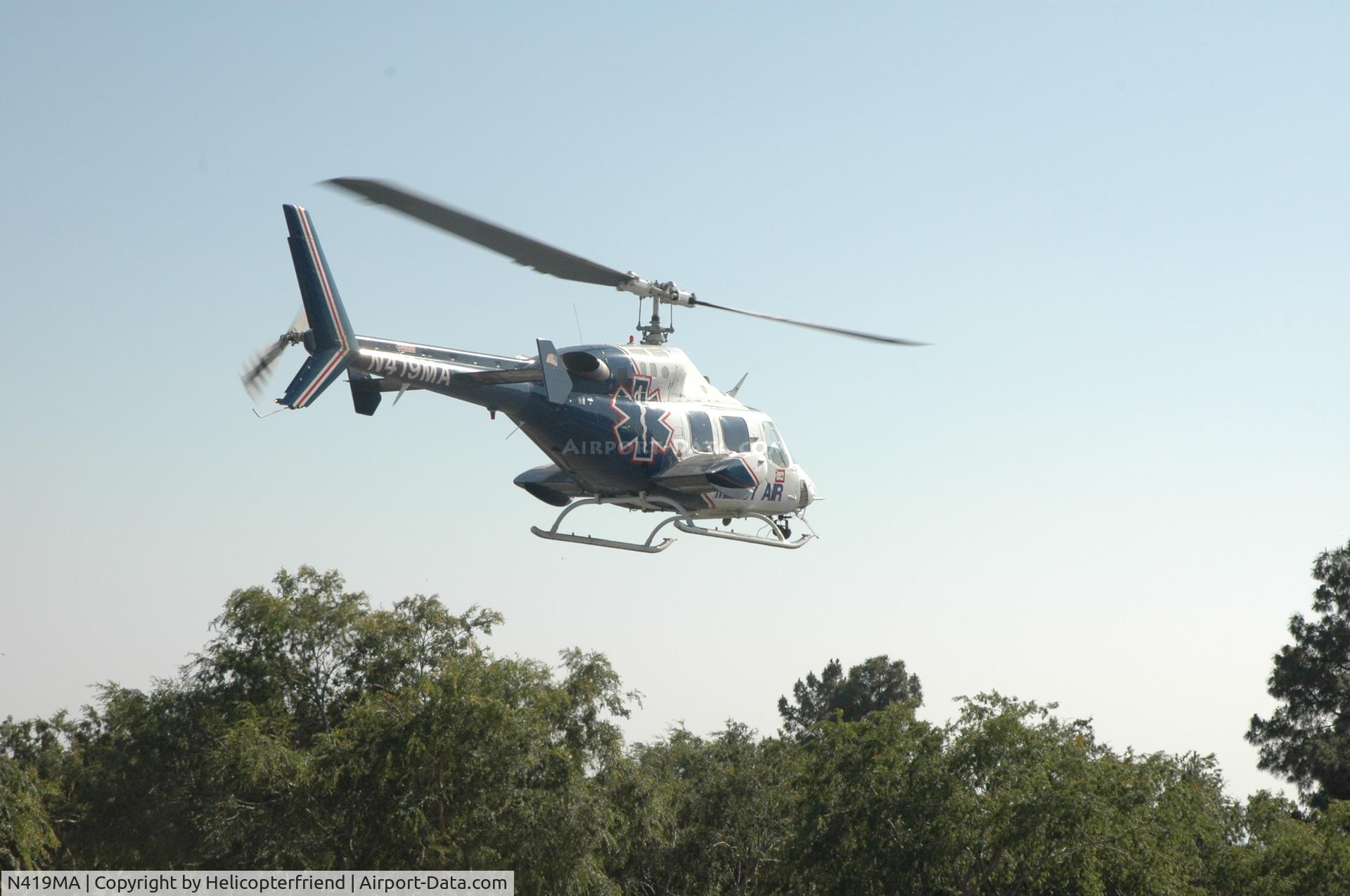 N419MA, 1984 Bell 222UT C/N 47518, Emergency call out and Mercy Air departs