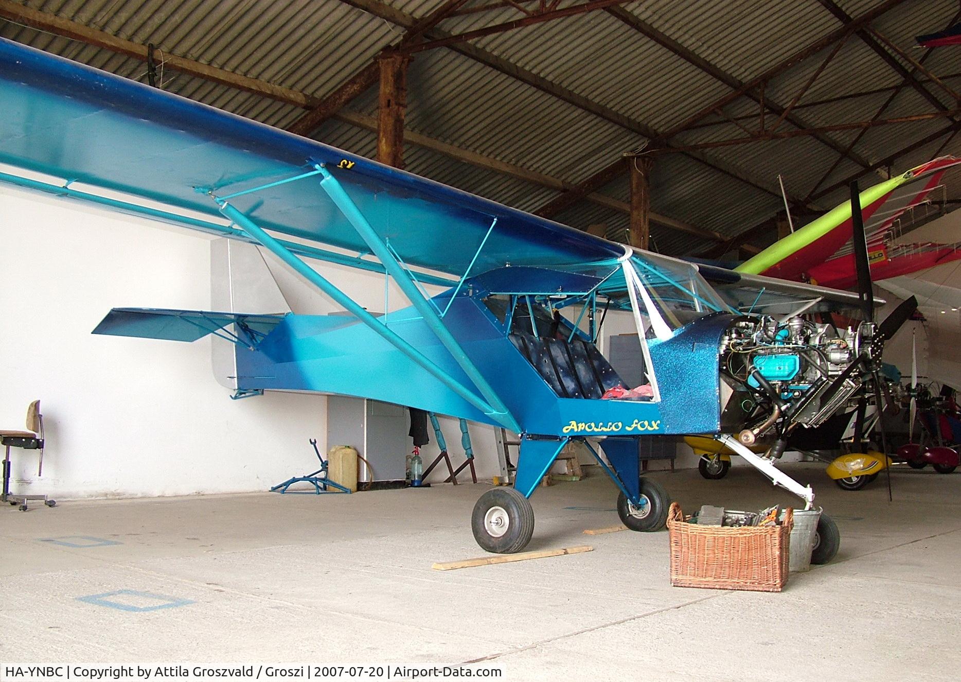 HA-YNBC, 2001 Halley Apollo Fox C/N 150201, Úrhida Airport, Hungary