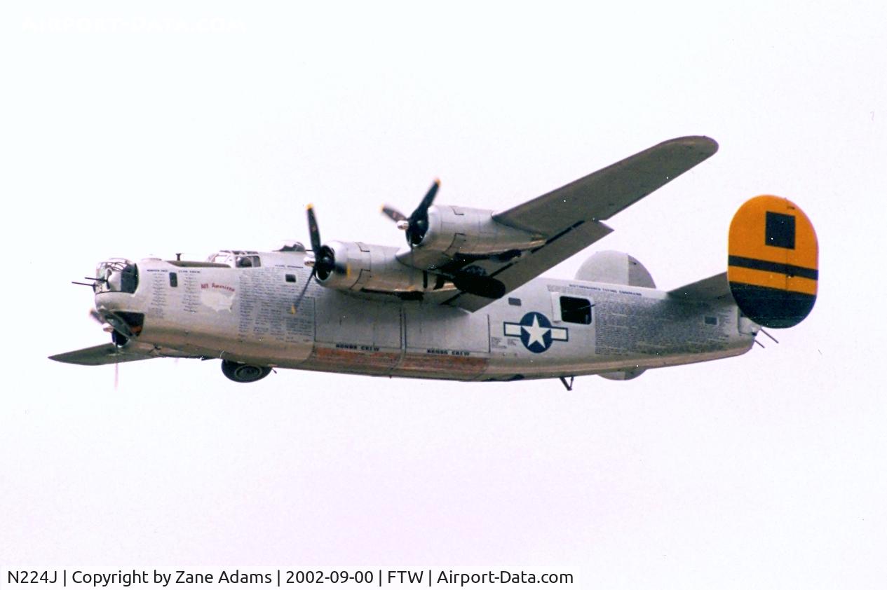 N224J, 1944 Consolidated B-24J-85-CF Liberator C/N 1347 (44-44052), Collings Foundation B-24J departing Mecahm Field - it is wearing the colors of the 465th Bomb Squardon on the port side. This was the squadron that my uncle flew with.