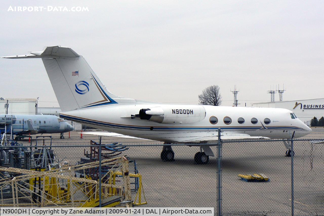 N900DH, 1972 Grumman G-1159 Gulfstream II C/N 111, At Dallas Love Field