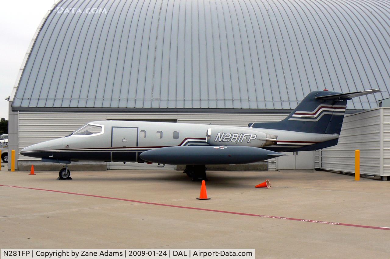 N281FP, 1973 Learjet 24D C/N 281, At Dallas Love Field