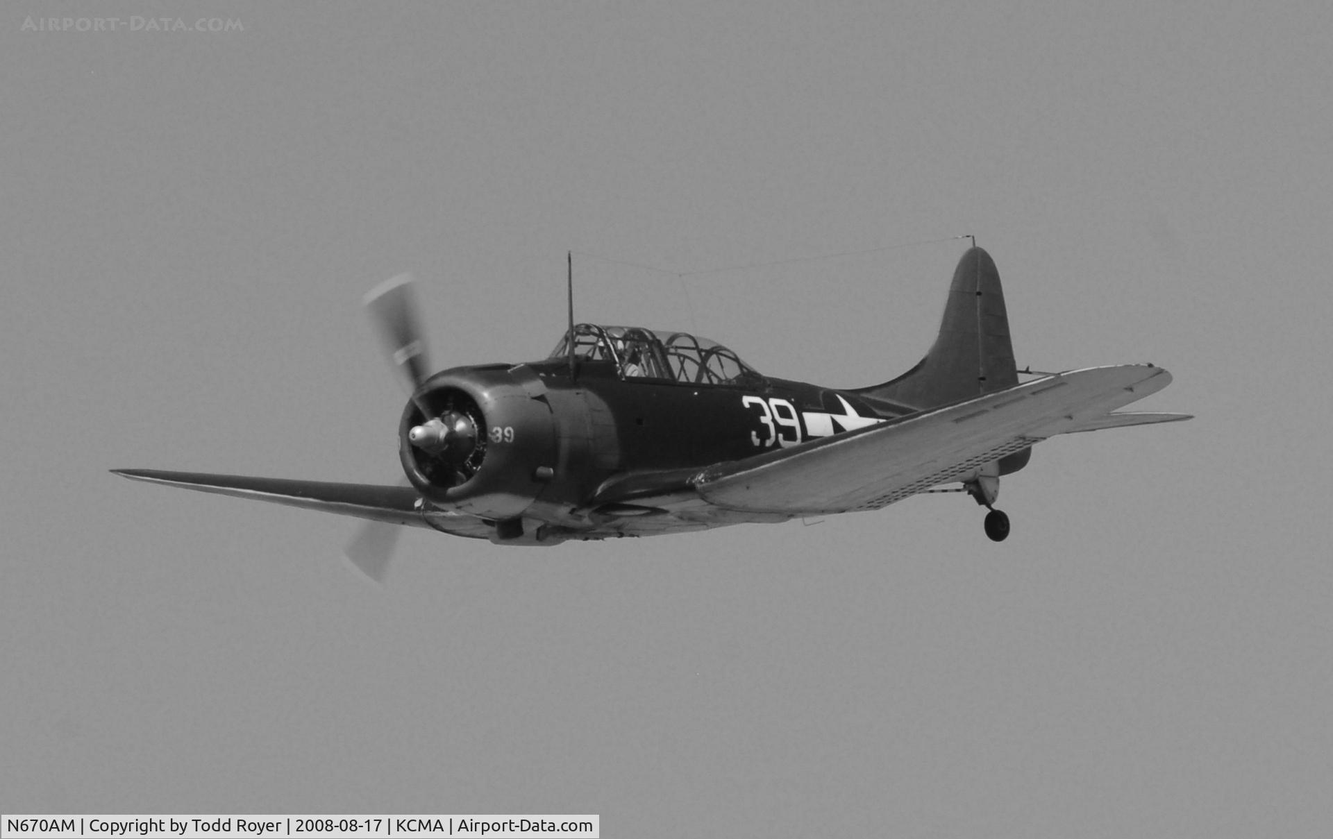 N670AM, 1993 Douglas SBD-5 Dauntless C/N 28536, Camarillo Airshow 2008