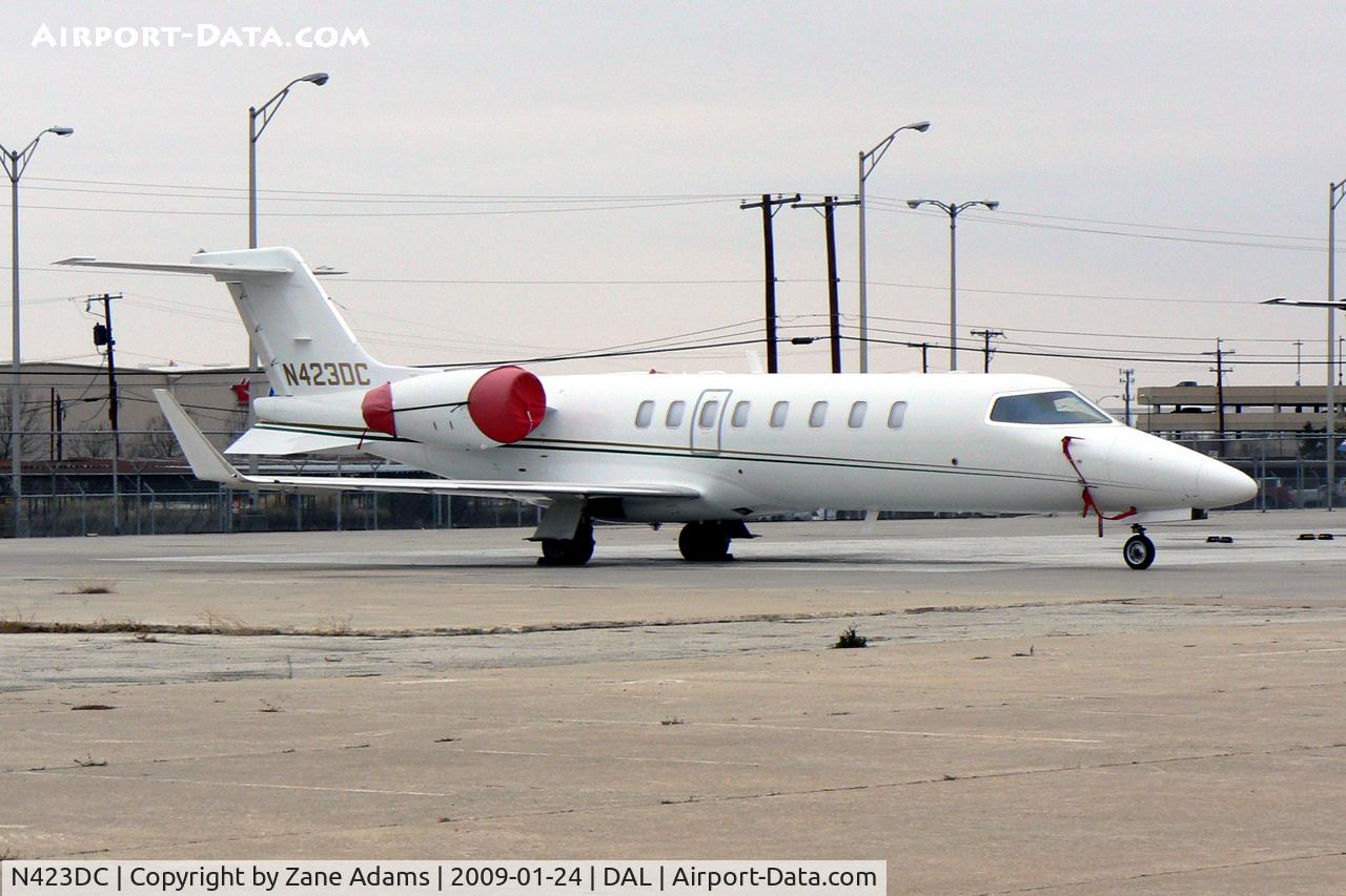 N423DC, 2001 Learjet Inc 45 C/N 135, At Dallas Love Field