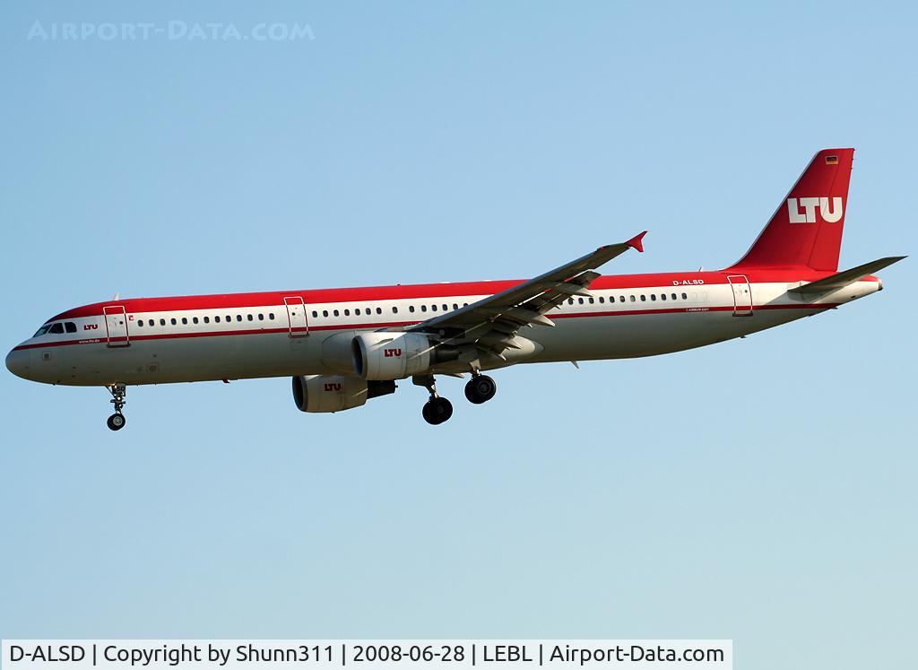 D-ALSD, 2001 Airbus A321-211 C/N 1607, Landing rwy 07R