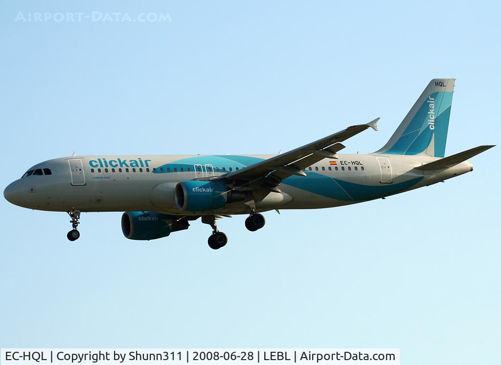 EC-HQL, 2001 Airbus A320-214 C/N 1461, Landing rwy 07R