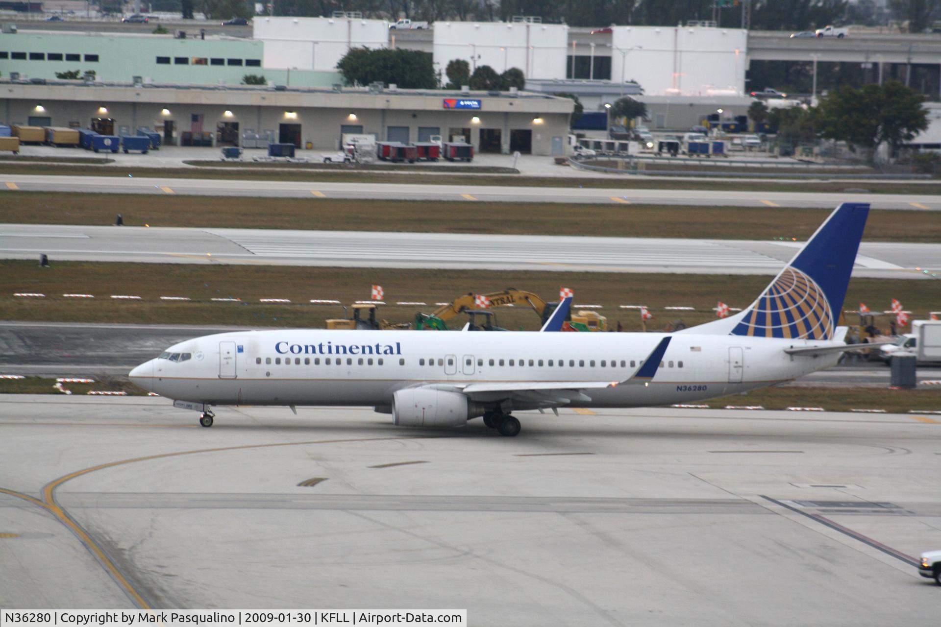 N36280, 2003 Boeing 737-824 C/N 31598, Boeing 737-800