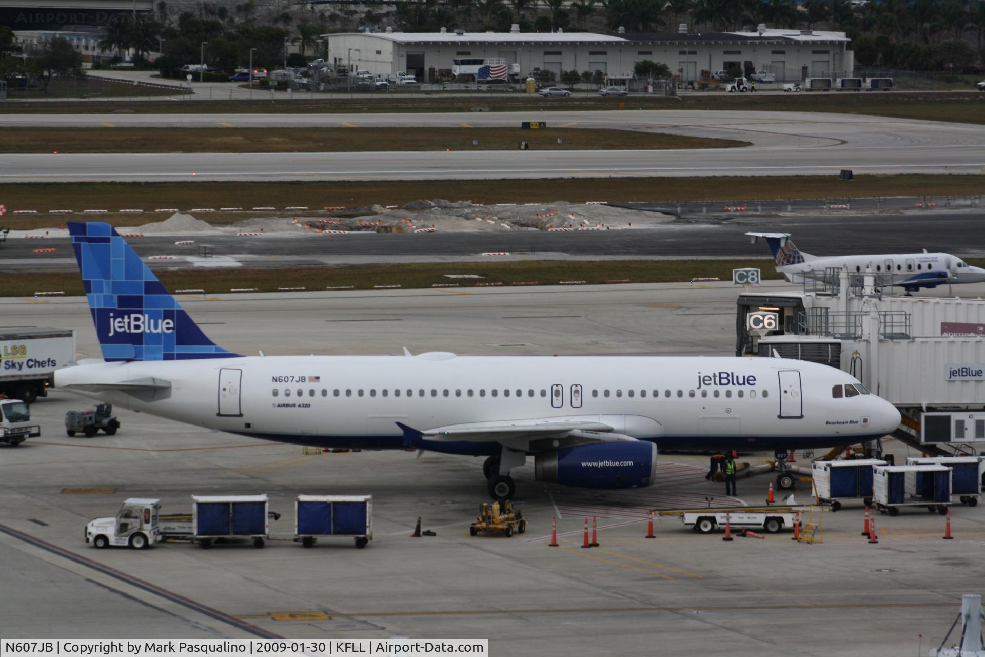 N607JB, 2005 Airbus A320-232 C/N 2386, Airbus A320