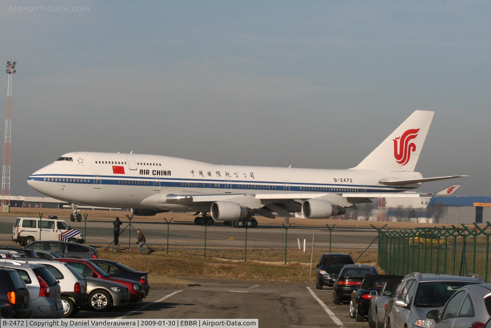 B-2472, 2000 Boeing 747-4J6 C/N 30158, departure of Chinese VIP