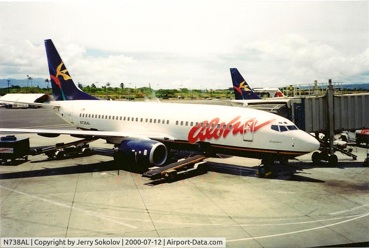 N738AL, 1999 Boeing 737-73A C/N 28499, Maui Airport - Island hopping