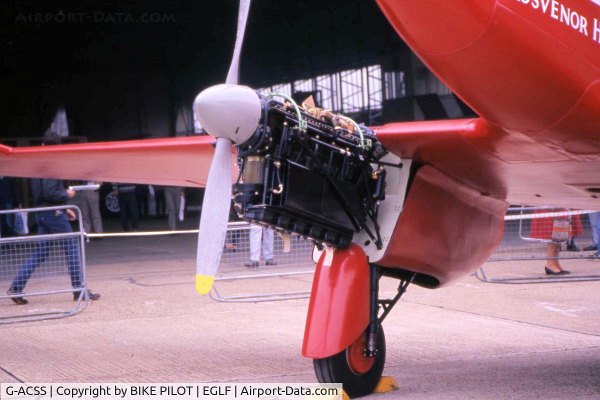 G-ACSS, 1934 De Havilland DH-88 Comet C/N 1996, FARNBOROUGH AIRSHOW 1984