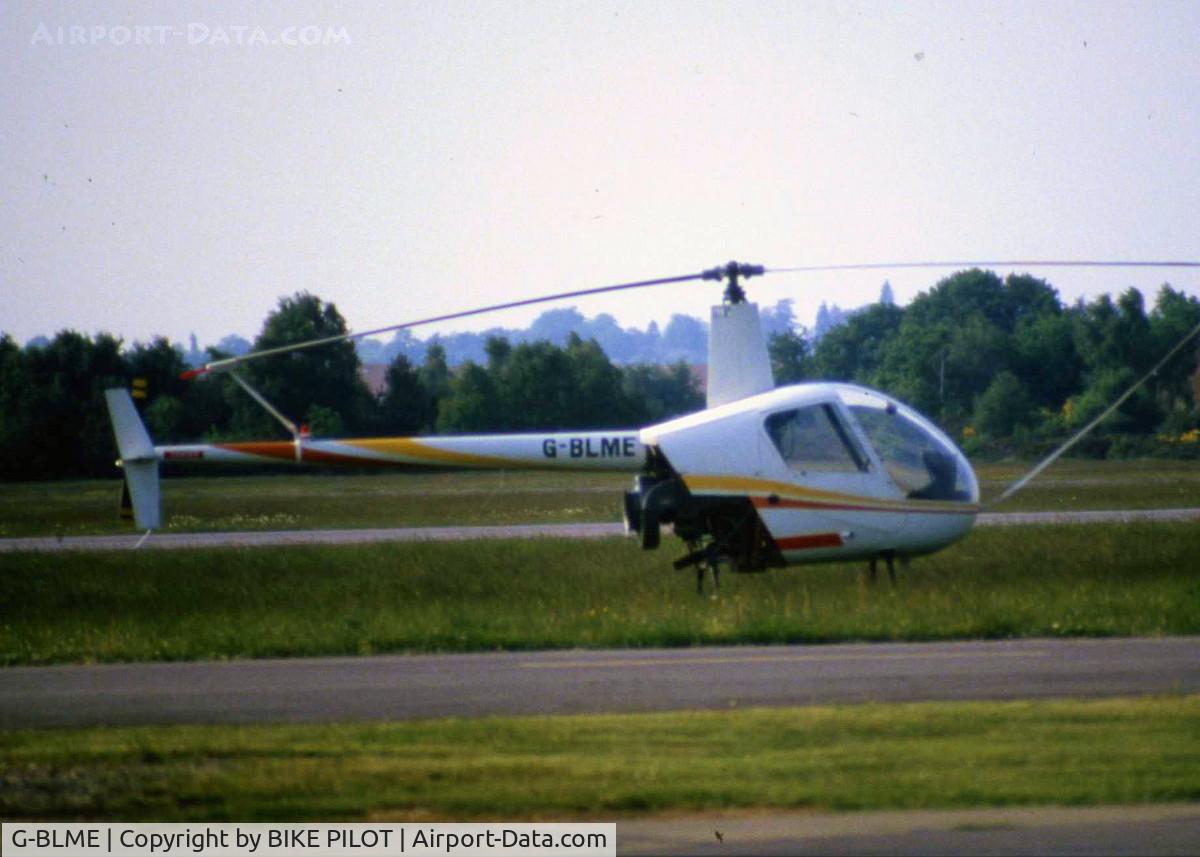 G-BLME, 1980 Robinson R22 C/N 0032, TAKEN IN THE 80'S. AIRCRAFT NOW BASED AT DENHAM