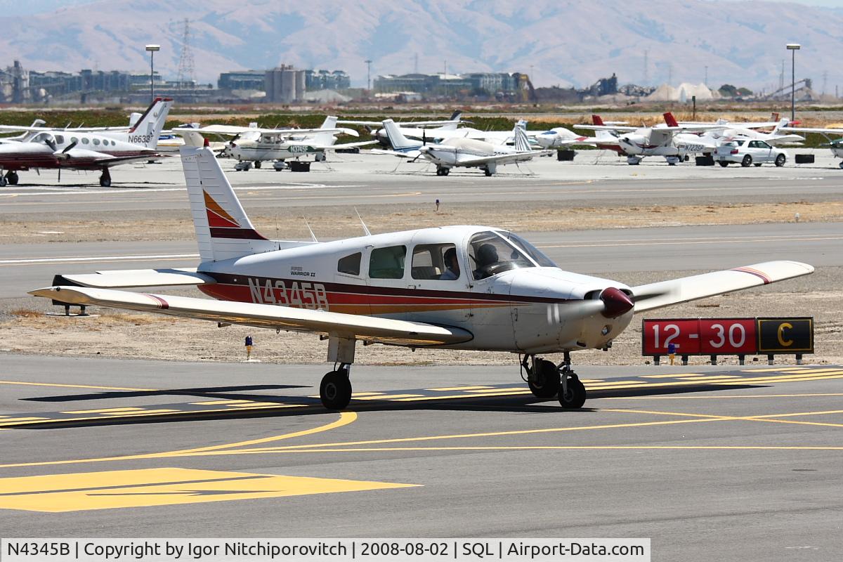 N4345B, 1984 Piper PA-28-161 C/N 28-8416057, Taxing on San-Carlos airport.