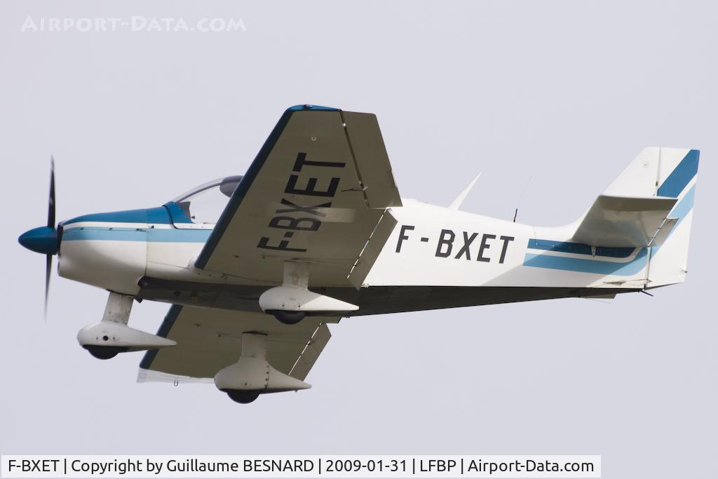 F-BXET, Robin DR-400-108  Dauphin 2+2 C/N 1024, Landing 31