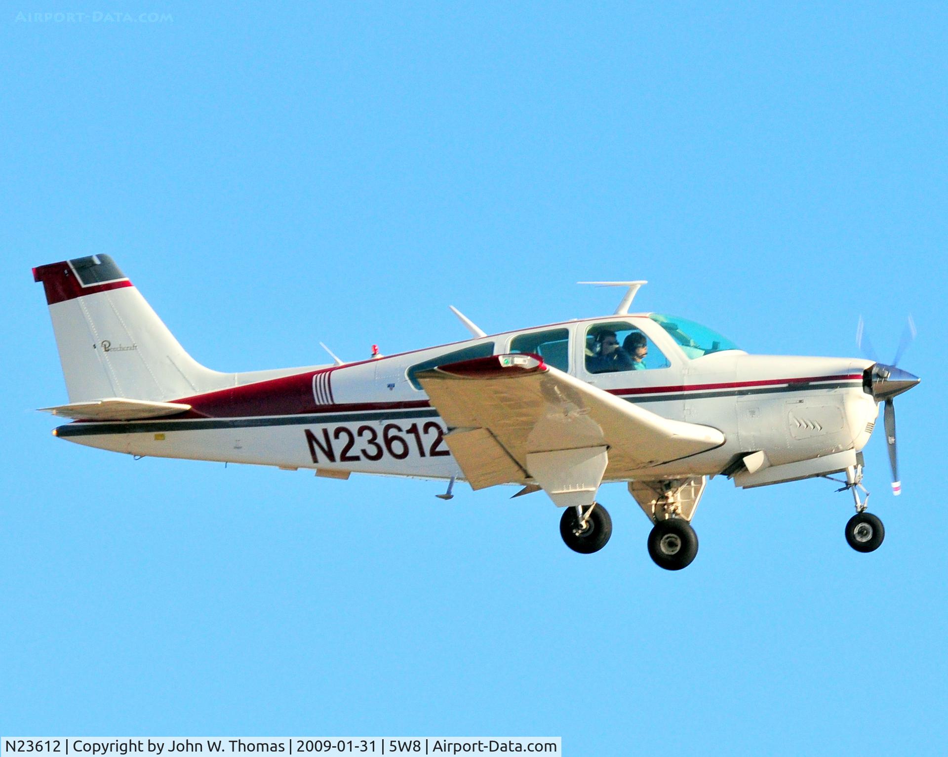 N23612, 1977 Beech F33A Bonanza C/N CE-756, Departing runway 22