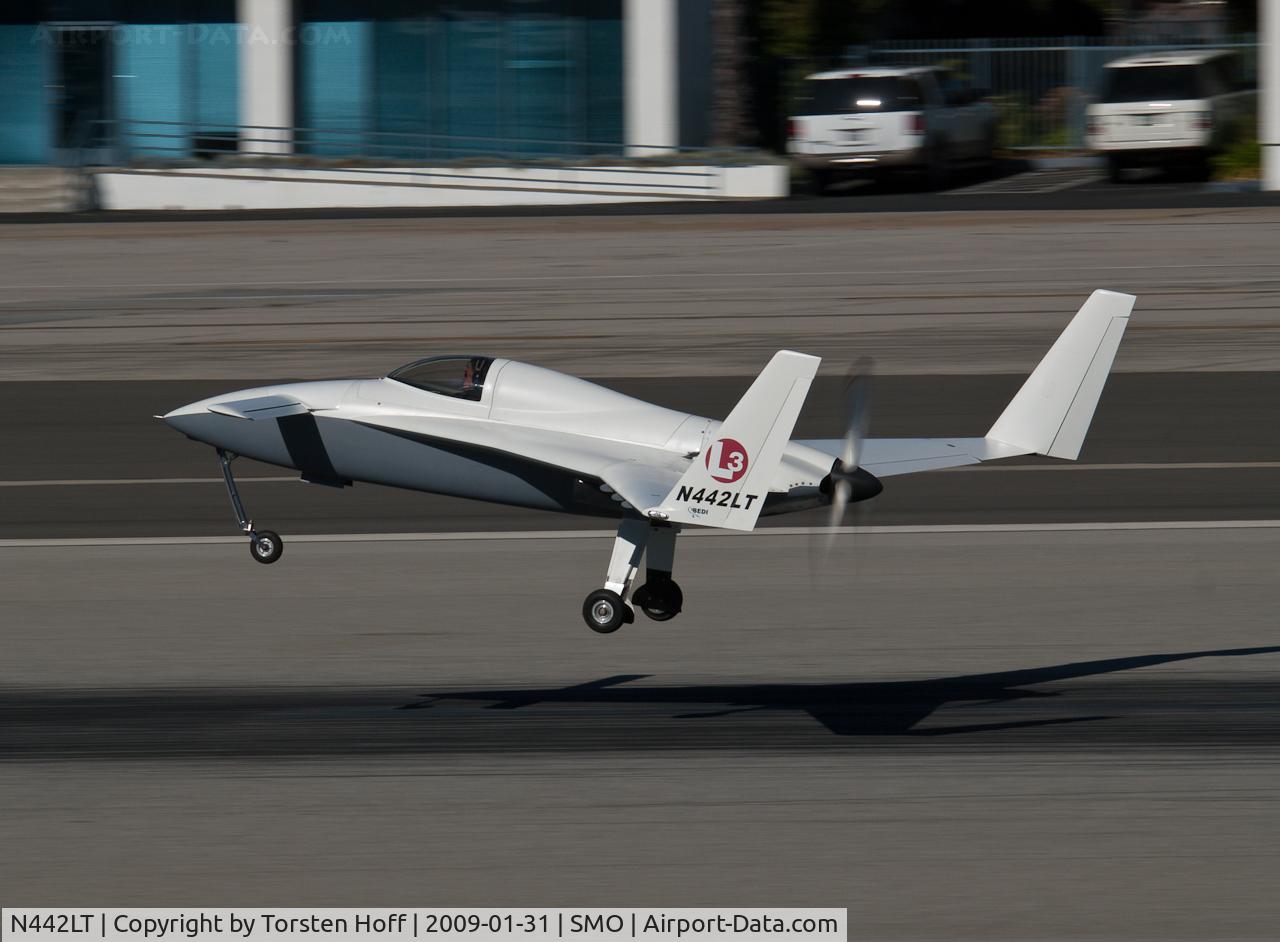 N442LT, Berkut Mobius C/N L-001, N442LT departing from RWY 21