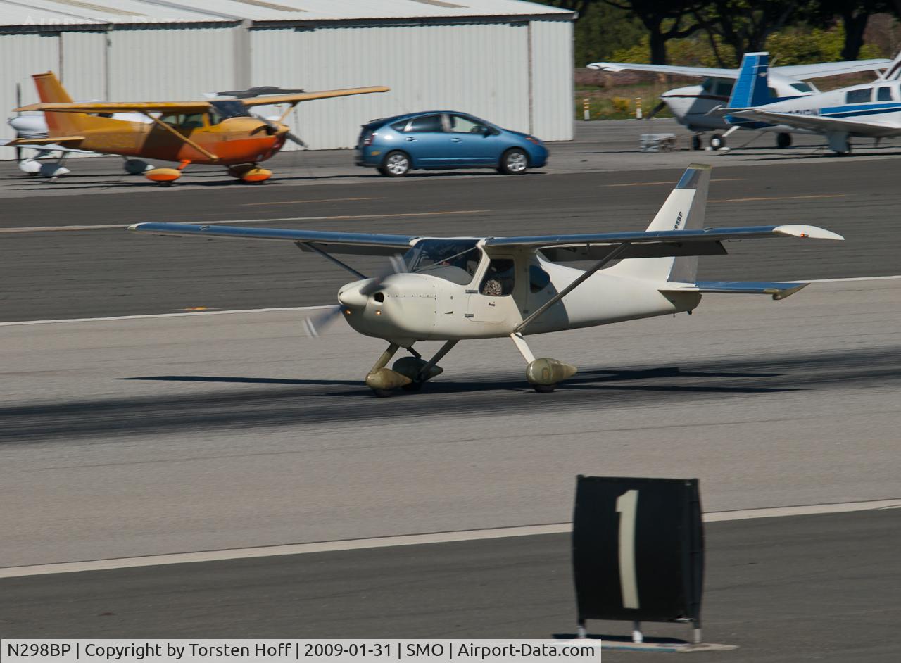 N298BP, 2008 Glasair GS-2 Sportsman C/N 7282, N298BP arriving on RWY 21